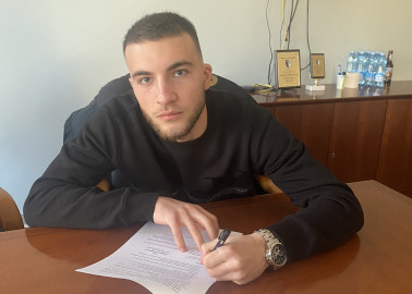 Strahinja Borisavljević potpisao profesionalni ugovor sa Čukaričkim-StrahinjaBorisavljević-